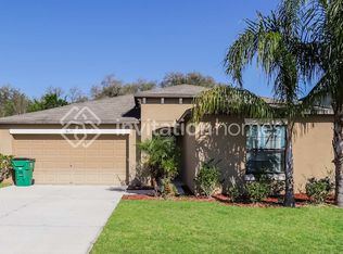 3173 Moulden Hollow Dr, Zephyrhills, FL 33540