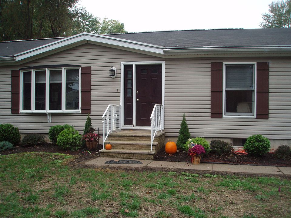 Great House For Sale in River Vale