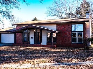 7324 Berkridge Dr, Hazelwood, MO 63042