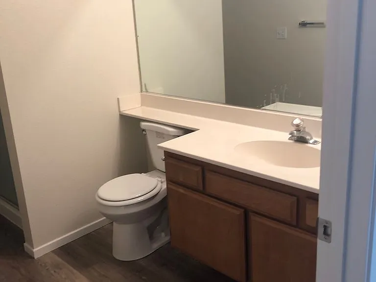 7635 Devonshire Ln — Photo 8