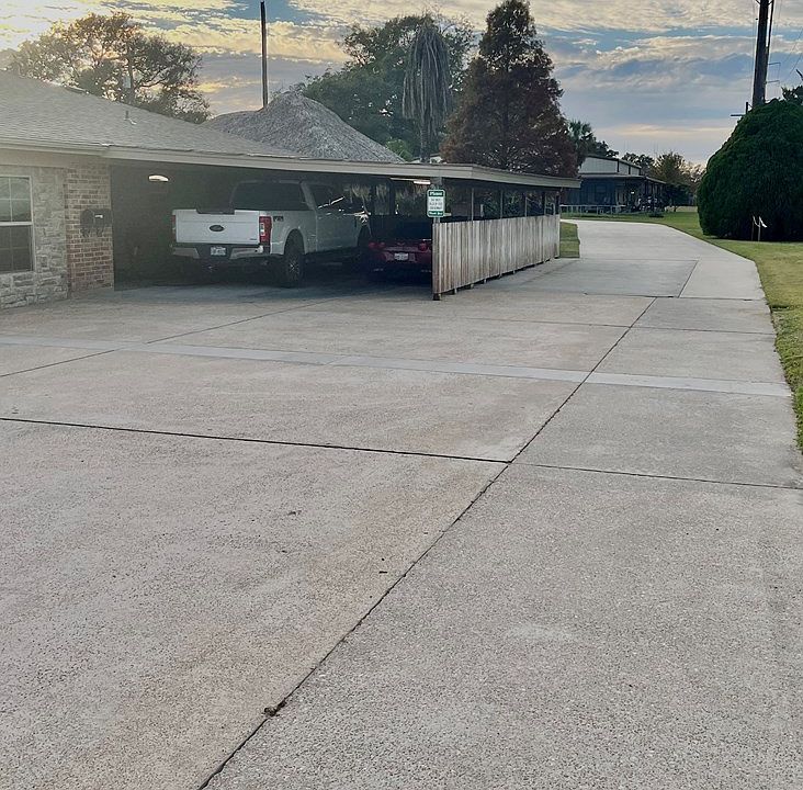 1710 Llano St, Port Neches, TX 77651 Zillow