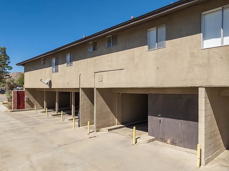 Cherokee Trail Apartments — Photo 13