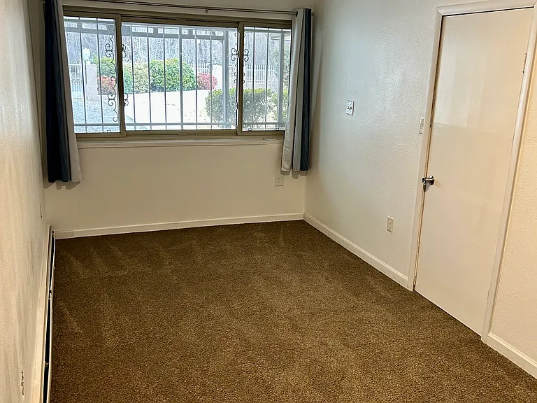 707 Calle Del Pajarito NW — Photo 12