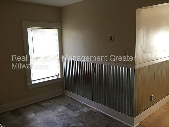 5th image of 228 Margaret St