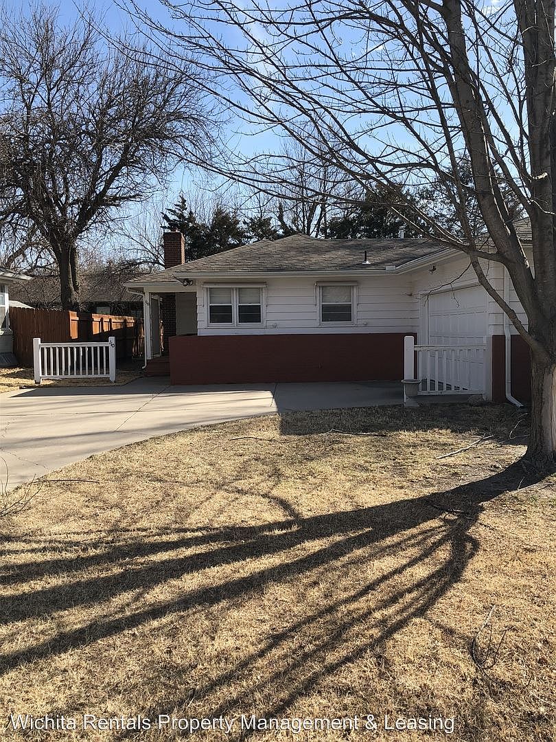 110 N Brookside Pkwy, Wichita, KS 67208 Zillow