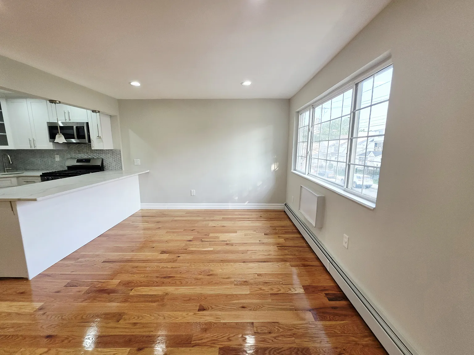 11505 Bedell St — Photo 2