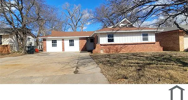3101 Del Rancho Dr