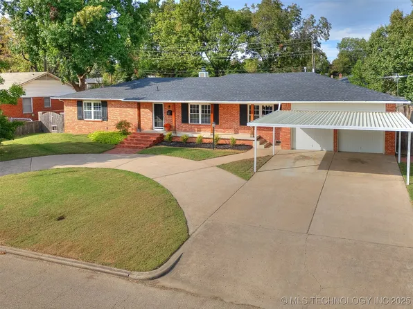 4817 E 25th Pl, Tulsa, OK 74114