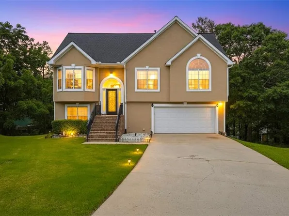 7475 Danielle Ct, Jonesboro, GA 30236
