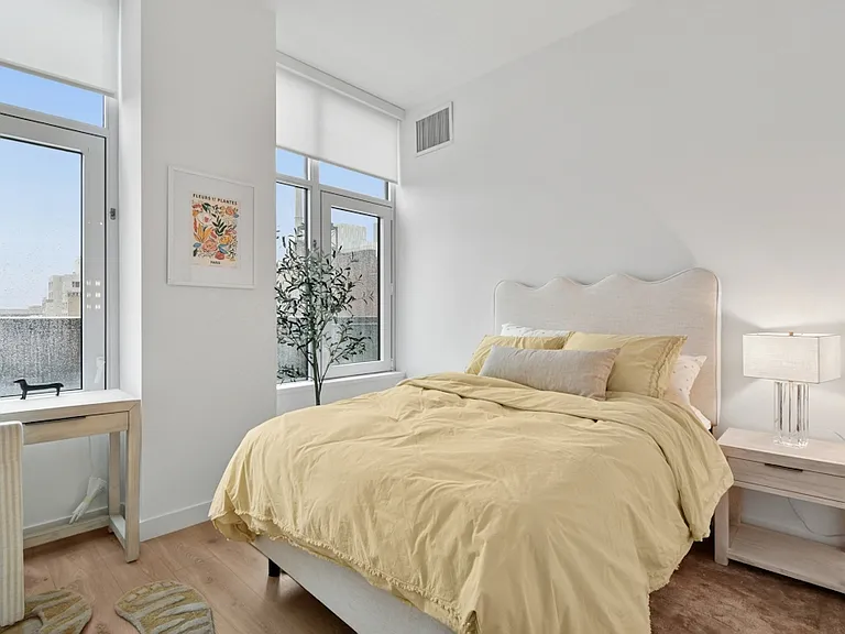 356 E 78th St #6B — Photo 88