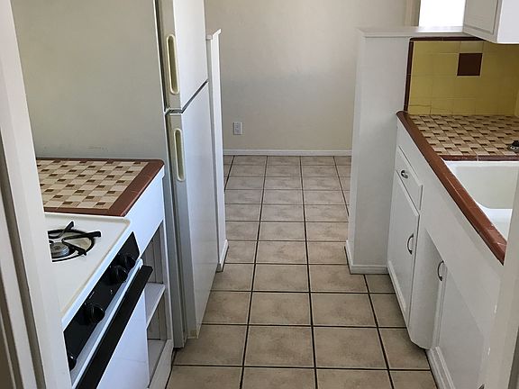 5th image of 7932 La Mesa Blvd APT G
