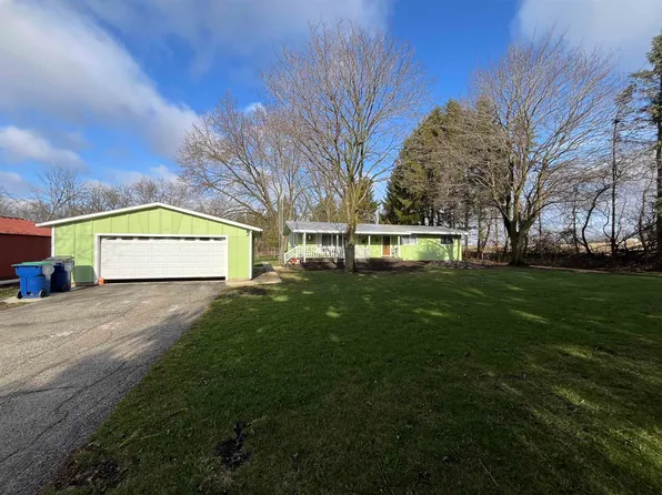 N3696 River Rd, Oakfield, WI 53065