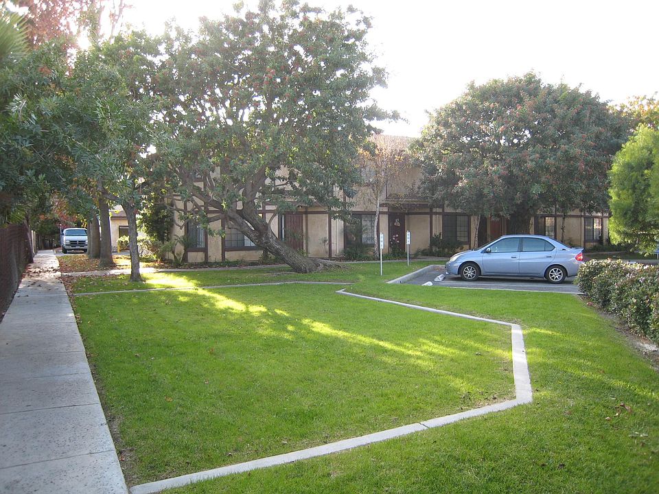1st image of 14431 Chadron Ave