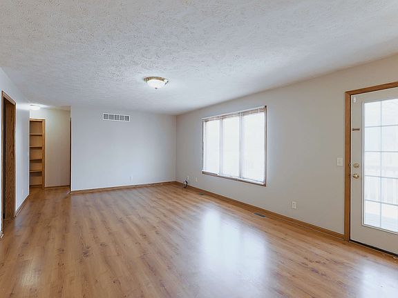 5th image of 1720 N 87th St