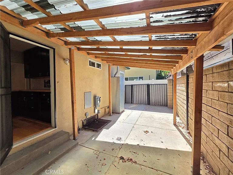 7019 Jamieson Ave — Photo 18