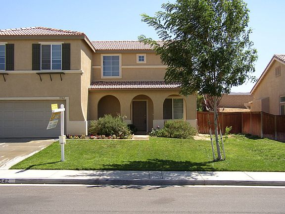 2nd image of 3542 Desert Oak Dr
