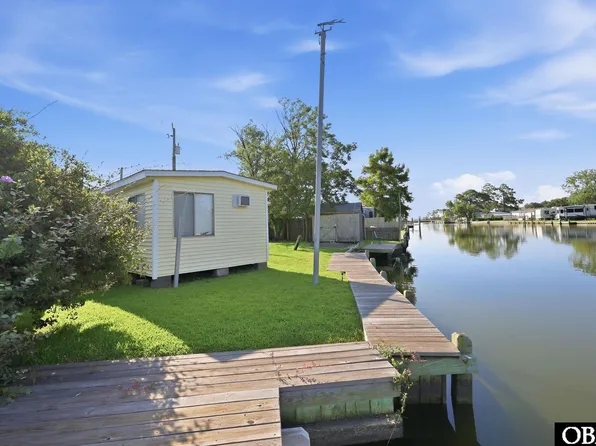 100 Inlet Ln, Grandy, NC 27939