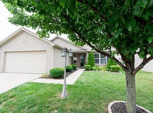 19409 Prairie Crossing Dr, Noblesville, IN 46062