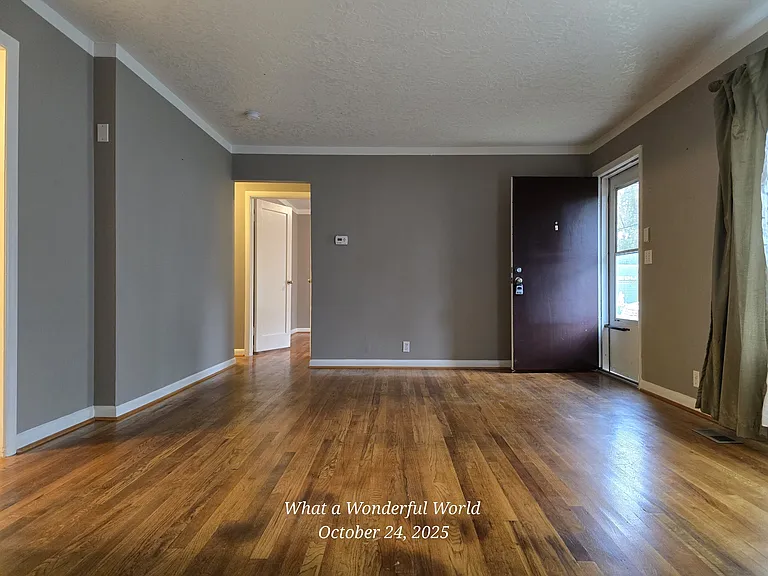 583 Delmar Dr N — Photo 7