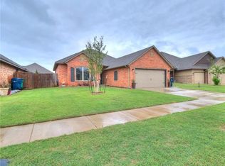 2209 Timber Xing, Yukon, OK 73099