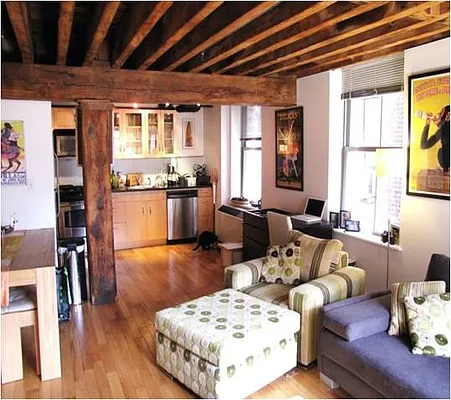 Rented by The Durst Organization | media 22