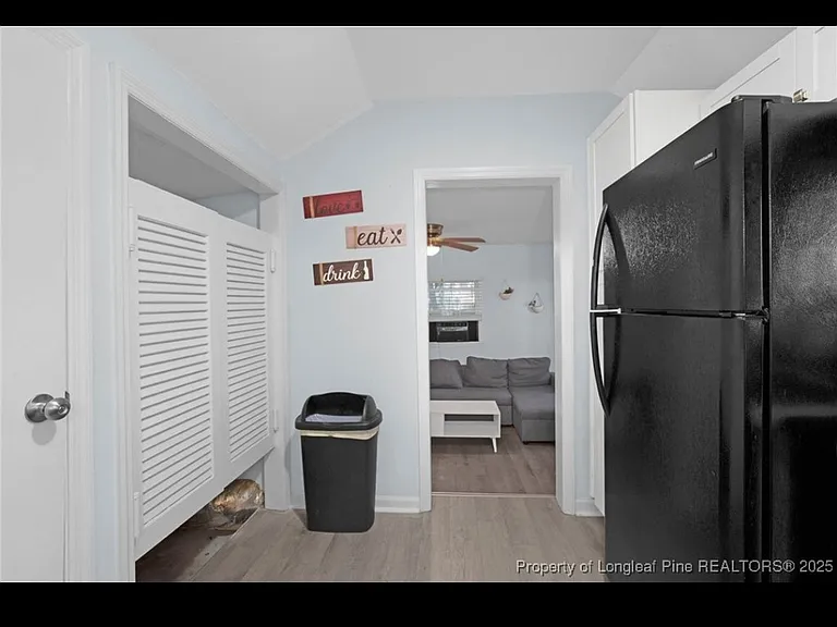 Pecan Dr — Photo 9