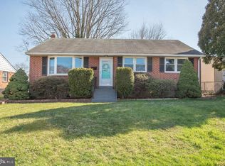 2524 Woodview Dr, Wilmington, DE 19808