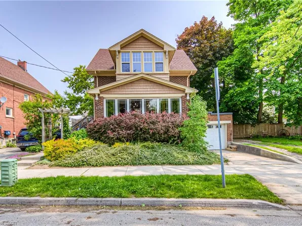 120 Moore Ave, Kitchener, ON N2H 3S7