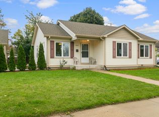 1019 De Koven Ave, Racine, WI 53403