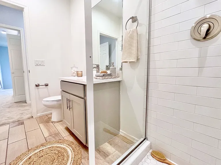 3434 N Longview Ave #11 — Photo 24
