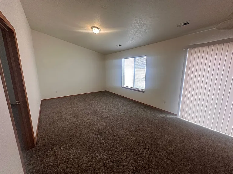 7820 Three Rivers Dr — Photo 13