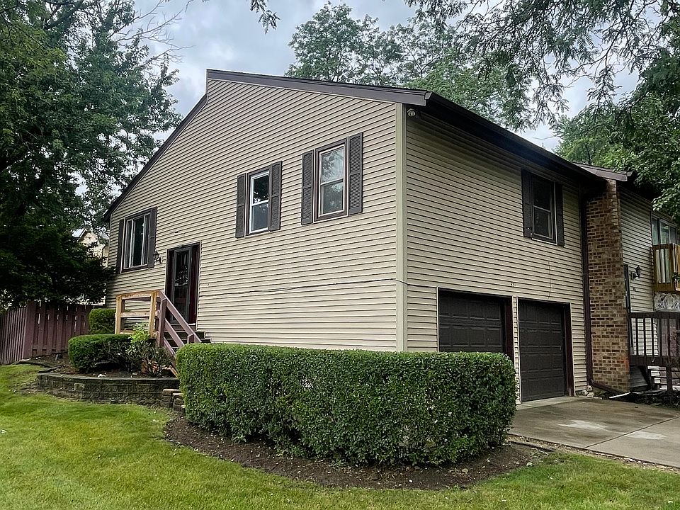 1st image of 451 Sioux Dr
