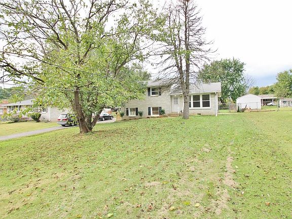 4th image of 411 McDonald Dr