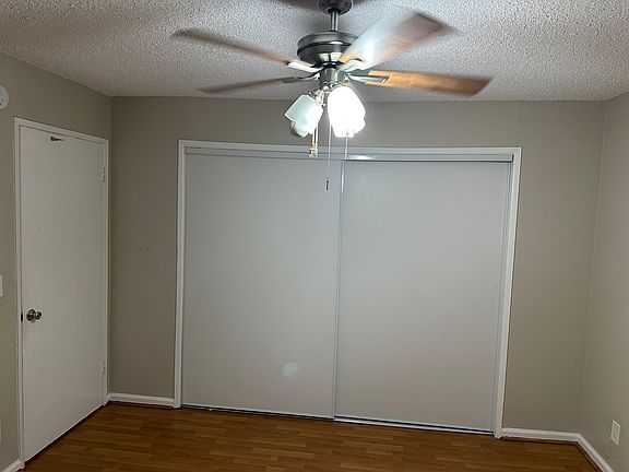 5th image of 20306 Cohasset St #13