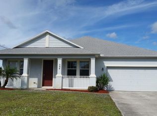 394 SW Kestor Dr, Port Saint Lucie, FL 34953