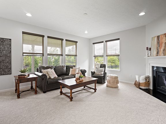 3rd image of 7727 Tanager Ct