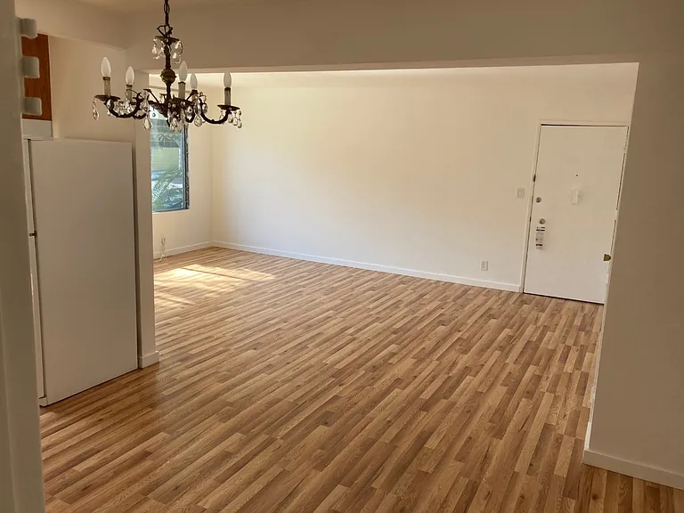 1234 N Laurel Ave — Photo 9
