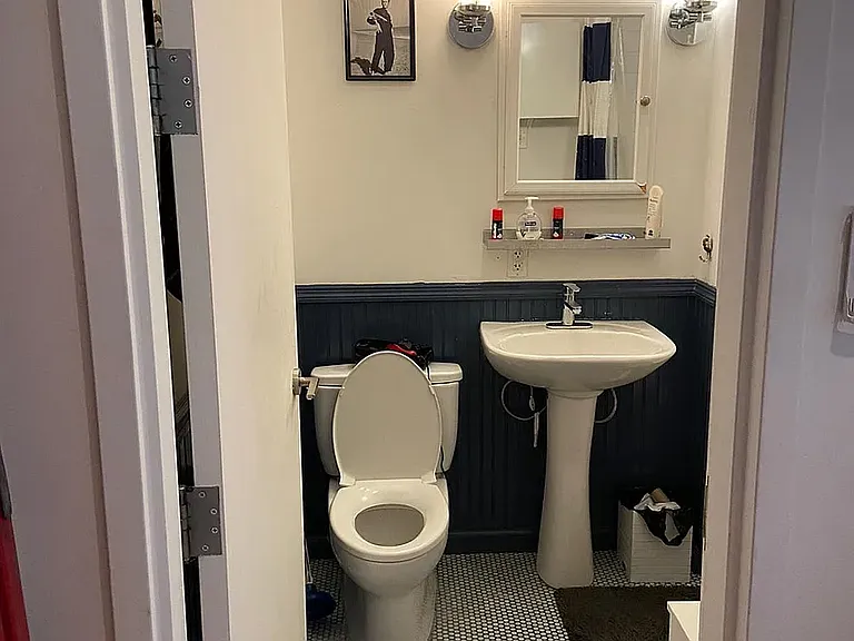 294 Graham Ave #2N — Photo 9