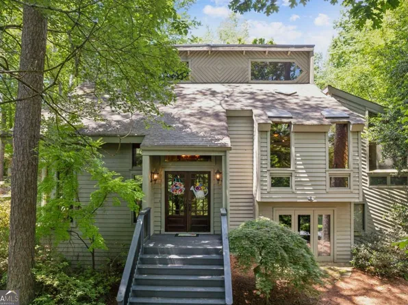 5090 Nesbit Ferry Ln, Sandy Springs, GA 30350