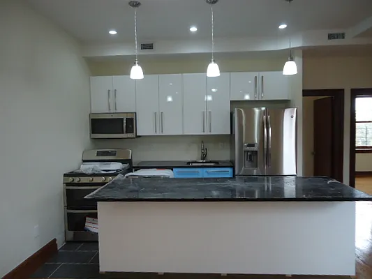 Rented by Hakeem Shahid, LREB | media 9