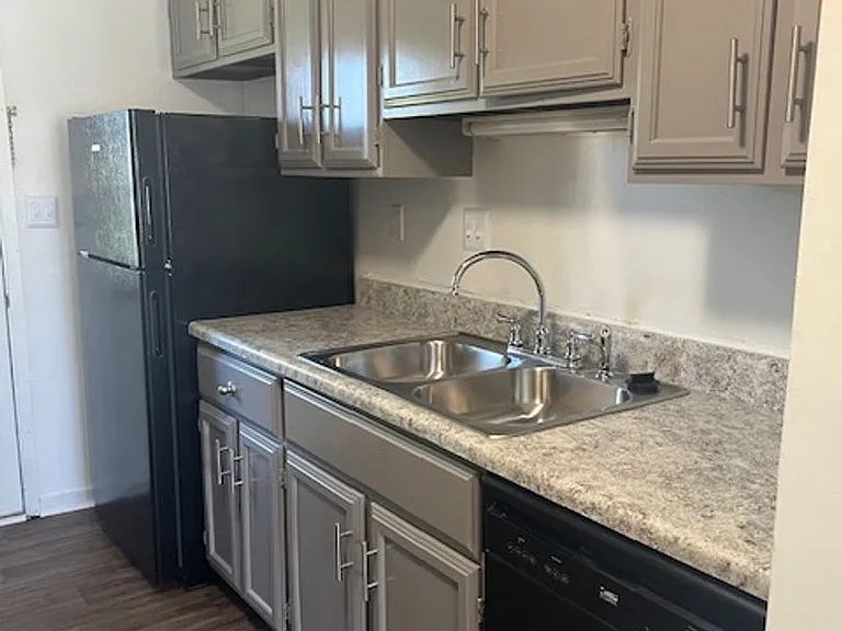 3750 McCarty Ln — Photo 15