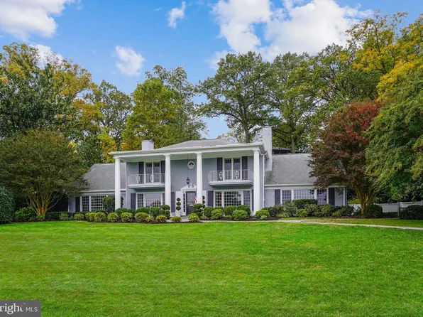 7400 Park Terrace Dr, Alexandria, VA 22307