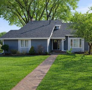 95 Nevada Ave S, Golden Valley, MN, 55426