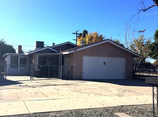 901 E Wesley Pl, Hemet, CA 92543