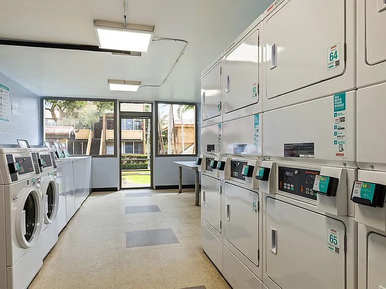 Waena Apartments — Photo 32