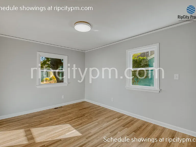 2521 SE 64th Ave — Photo 16