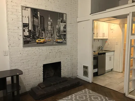 Rented by Triumph Property Group | media 5