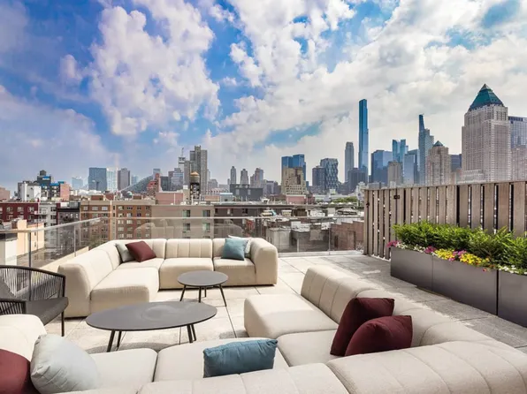 500 West 45th Street image 17 of 17