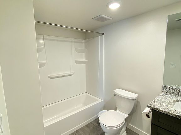5th image of 127 W Harvest Village Ln #1B1B