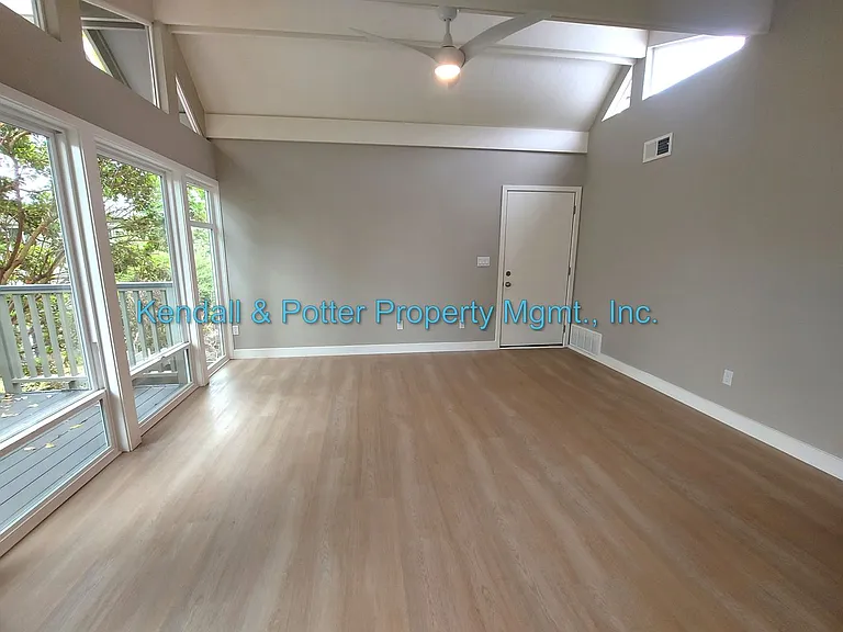 56-98 Seacliff Dr — Photo 7